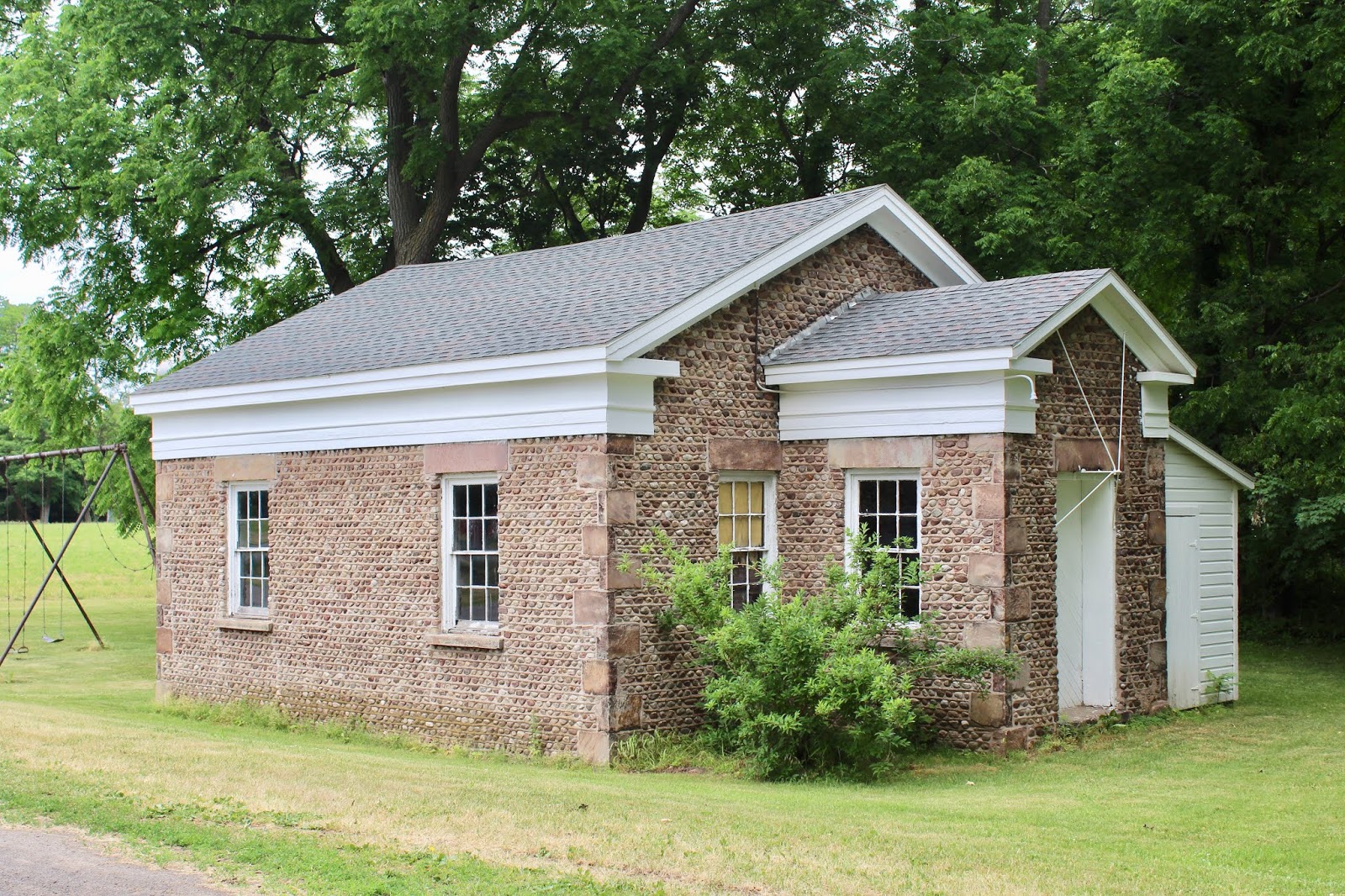 Barre 4741 Pine Hill Road School